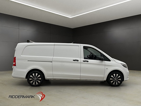 Mercedes-Benz Vito 119 2 of 5