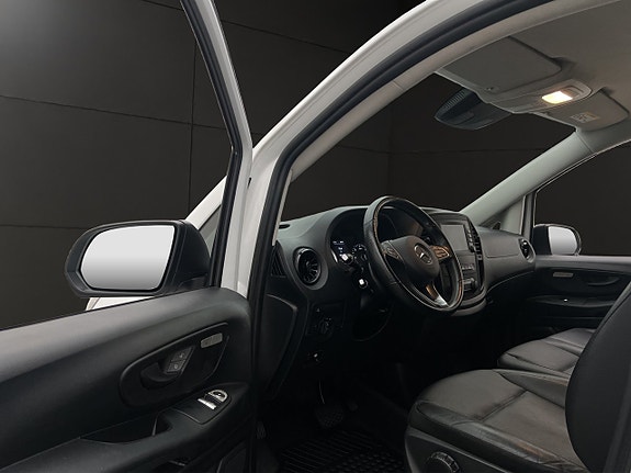 Mercedes-Benz Vito 119 16 of 30