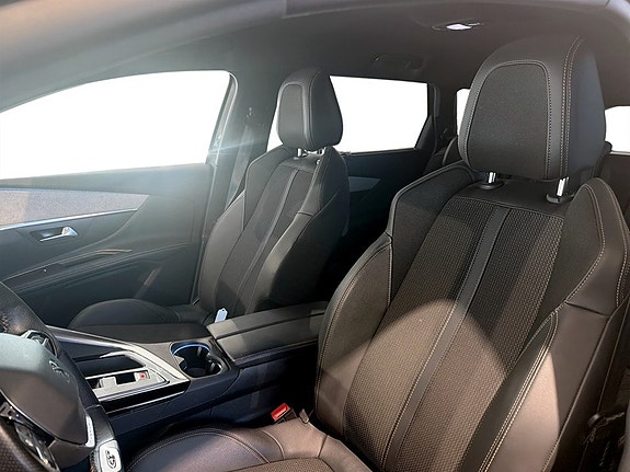 Peugeot 5008 5 of 5