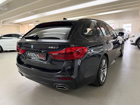 BMW 520d 4 of 5