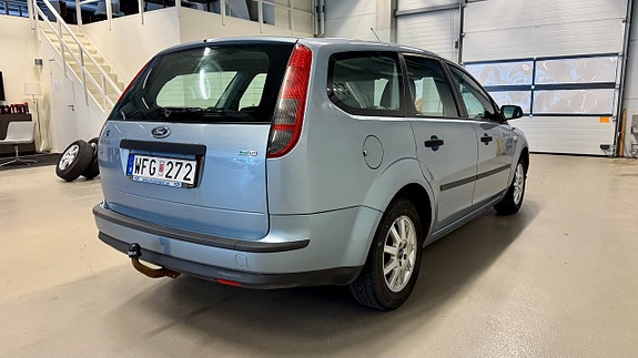 Ford Focus 3 of 5