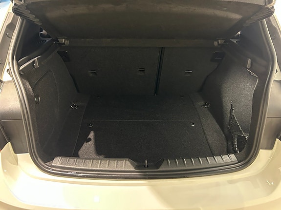BMW 118i 14 of 14