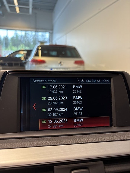 BMW 118i 11 of 14