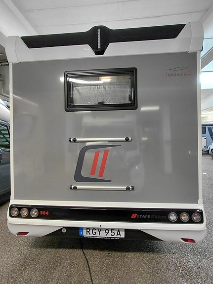 CHALLENGER 384 Etape Edition 4 of 5