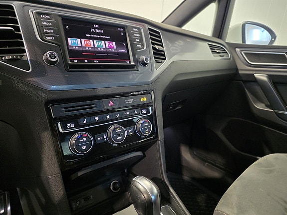 Volkswagen Golf Sportsvan 7 of 27