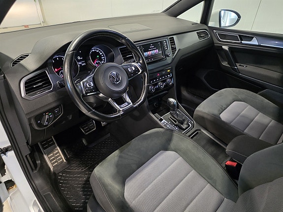 Volkswagen Golf Sportsvan 5 of 27