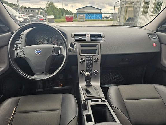 Volvo V50 10 of 15