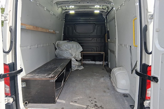 Volkswagen Crafter 35 15 of 18