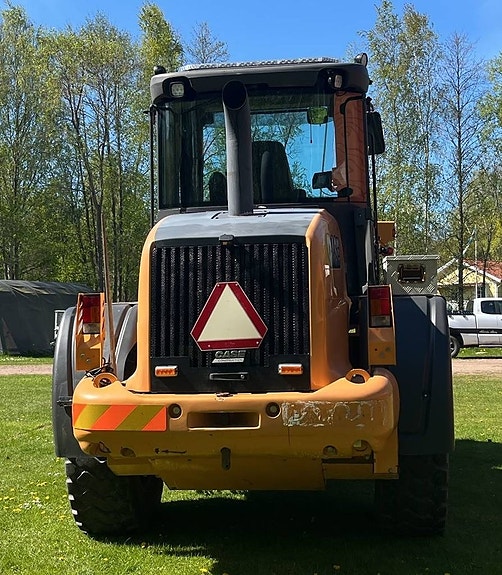 CASE 521 F XT 8 of 24