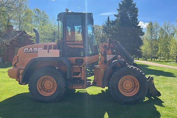 CASE 521 F XT 7 of 24