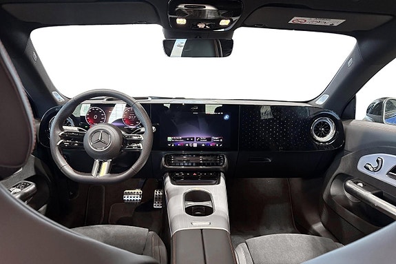 Mercedes-Benz CLA250+ 8 of 15