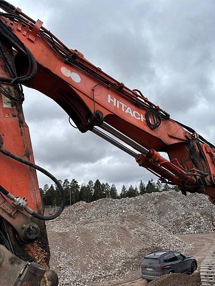 Hitachi ZX 470 18 of 24