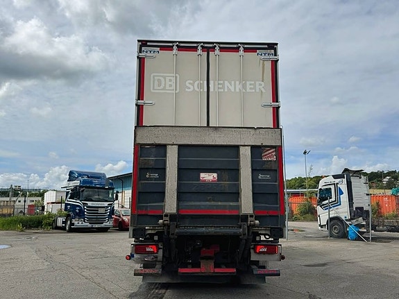 Scania R 560 MLB 8 of 12