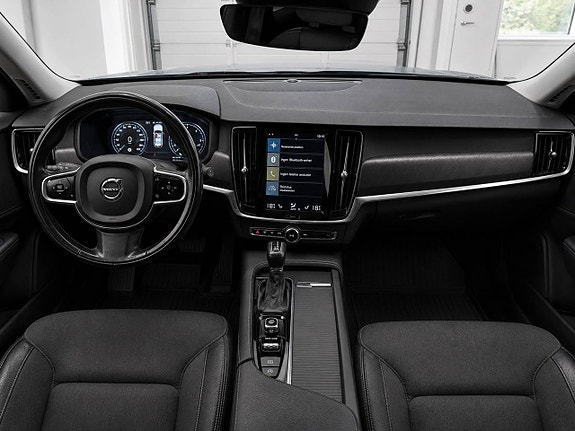 Volvo V90 Cross Country 9 of 11