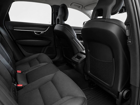 Volvo V90 Cross Country 11 of 11