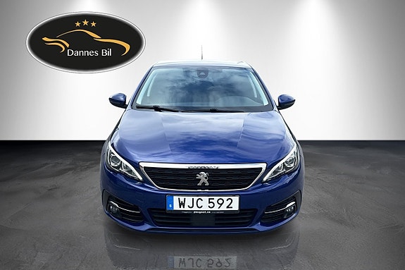 Peugeot 308 3 of 23