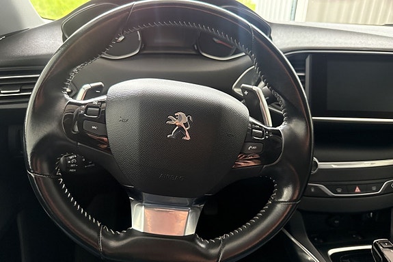 Peugeot 308 21 of 23