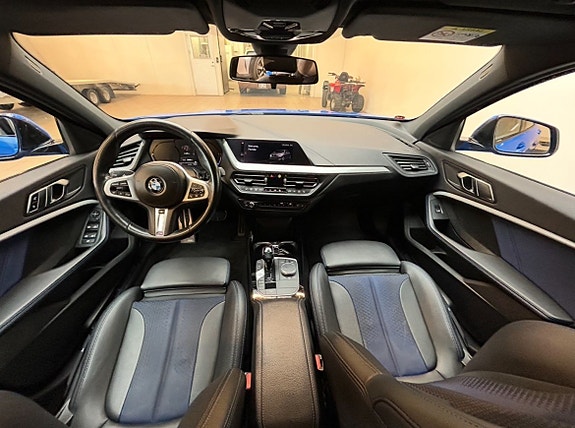 BMW 118i 8 of 11