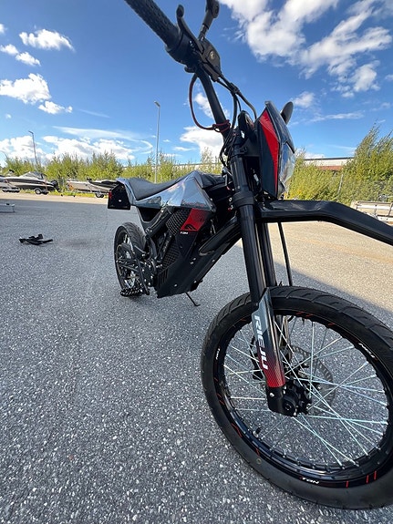 Rieju eTango – Supermotard 45 km/h 5 of 6