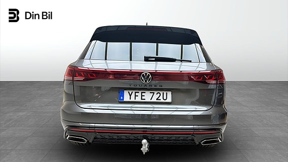 Volkswagen Touareg 5 of 5