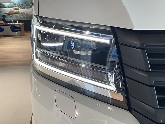 Volkswagen Crafter 2 of 5