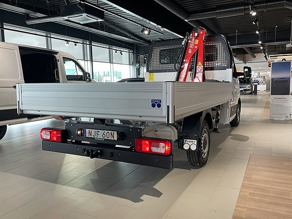Volkswagen Crafter 4 of 5