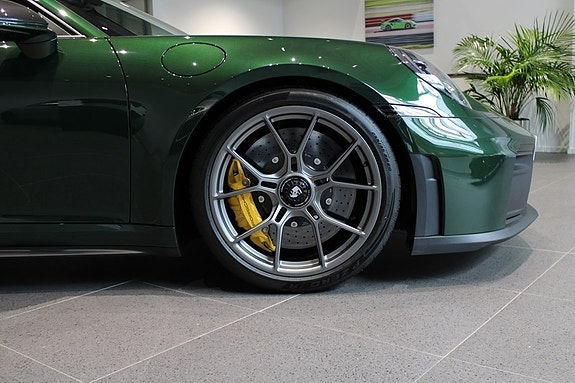 Porsche 911 6 of 19