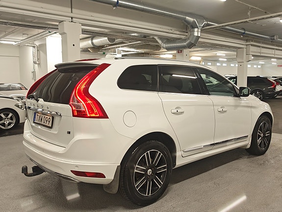 Volvo XC60 5 of 10
