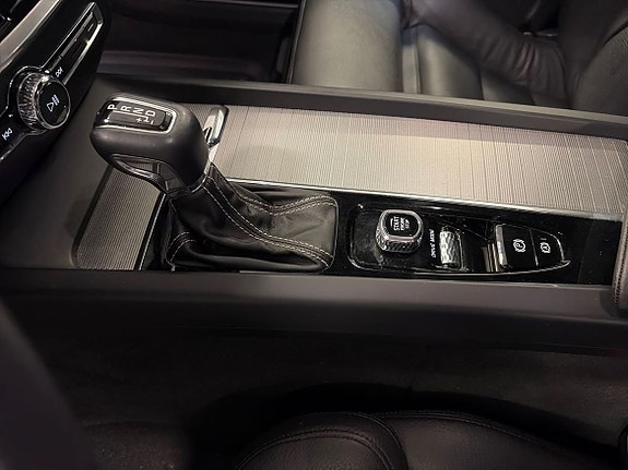 Volvo V60 10 of 11