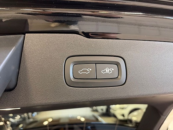 Volvo V60 9 of 11