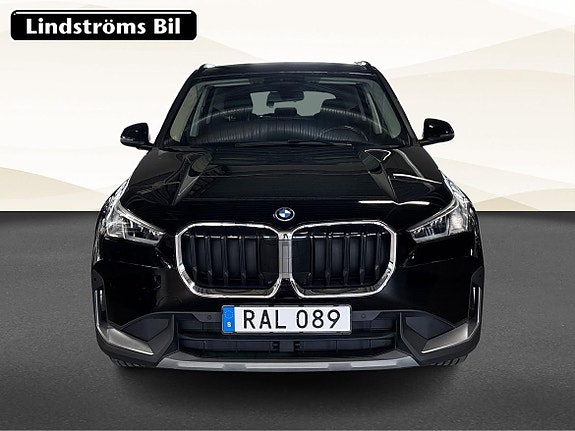 BMW X1 8 of 18