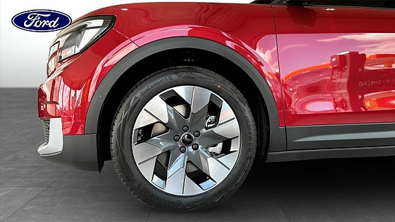 Ford Explorer 9 of 9