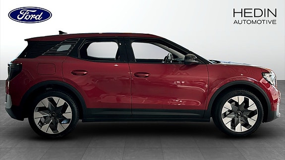 Ford Explorer 6 of 9
