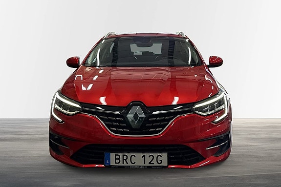 Renault Megane IV 2 of 5