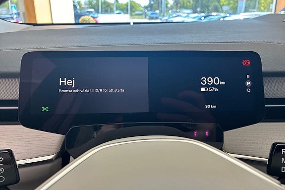 Volvo ES90 9 of 26