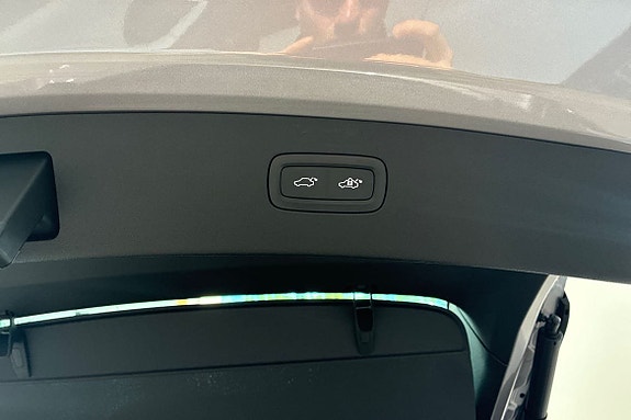 Volvo ES90 22 of 26
