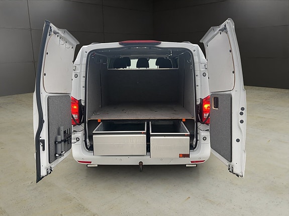 Mercedes-Benz Vito 119 13 of 30