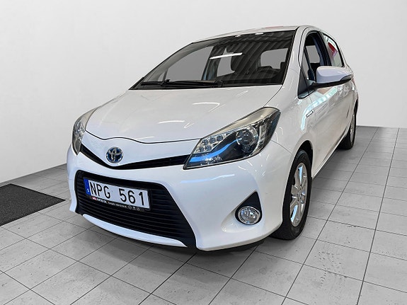 Toyota Yaris 4 of 23