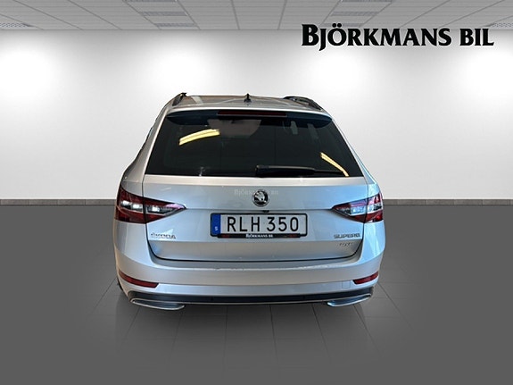Skoda Superb 5 of 5