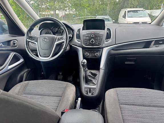 Opel Zafira Tourer 5 of 5