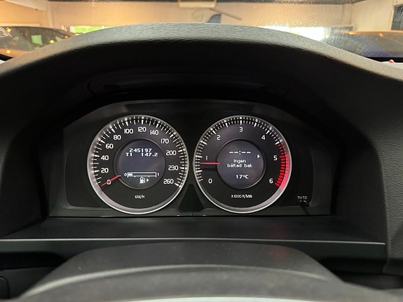 Volvo V60 9 of 17