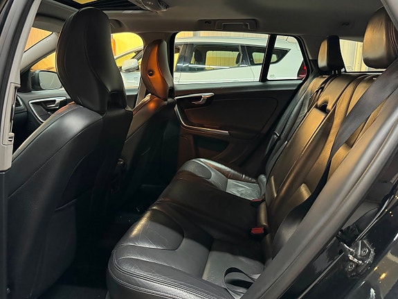 Volvo V60 17 of 17