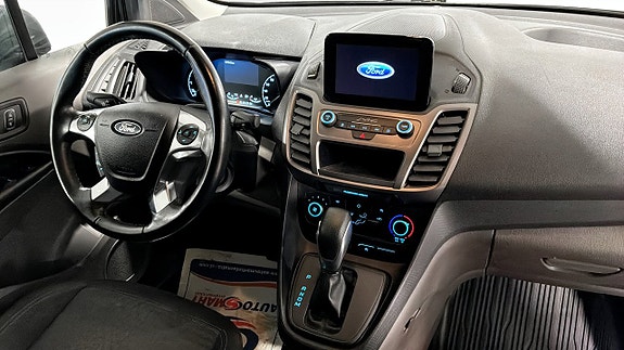Ford Transit Connect 4 of 5