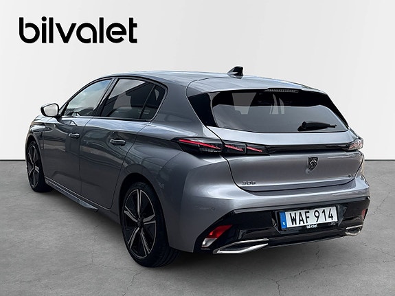 Peugeot 308 4 of 5