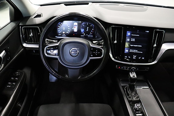Volvo V60 8 of 29