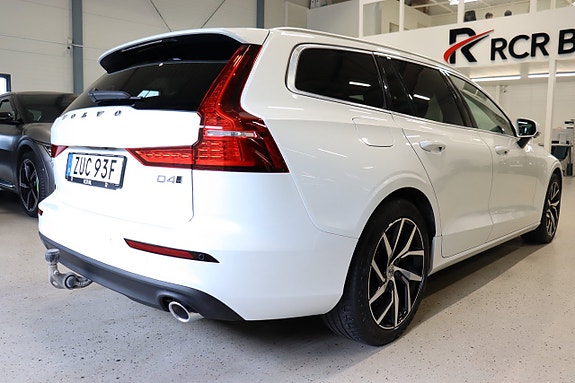 Volvo V60 4 of 29