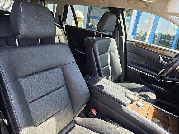 Mercedes-Benz E250 8 of 8
