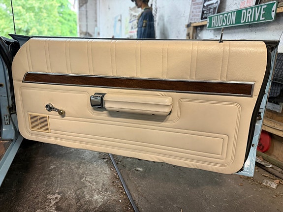 Ford LTD 20 of 28