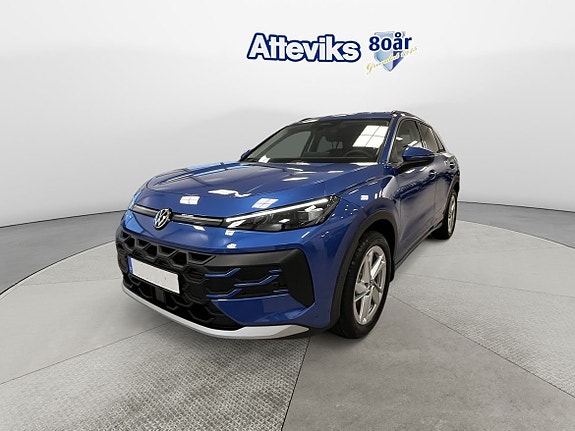 Volkswagen T-Roc 2 of 15