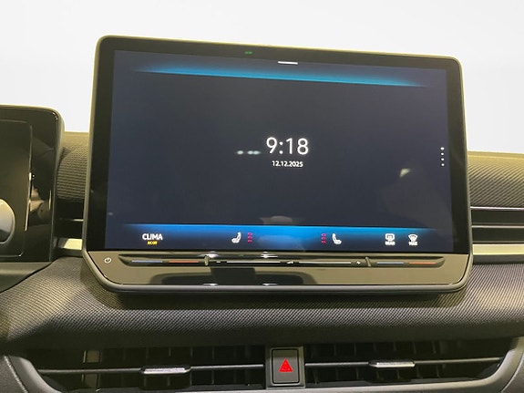 Volkswagen T-Roc 7 of 15